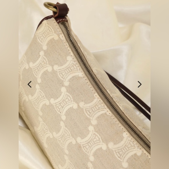 Authentic Celine Triomphe Pochette - Picture 15 of 16